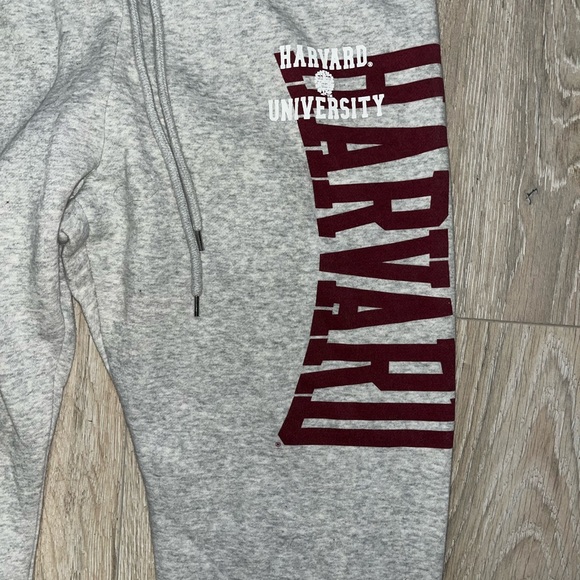 Harvard University Gray Joggers - Picture 2 of 5